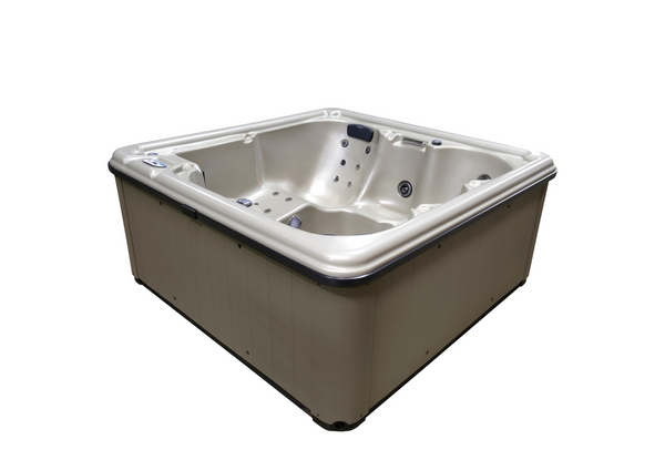 Cyanna Valley Spas Supreme PNP Hot Tub